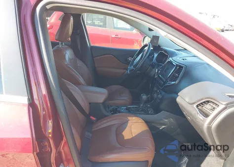 2019 Jeep Cherokee Overland 4X4 from USA, damaged, VIN 1C4PJMJX5KD136229